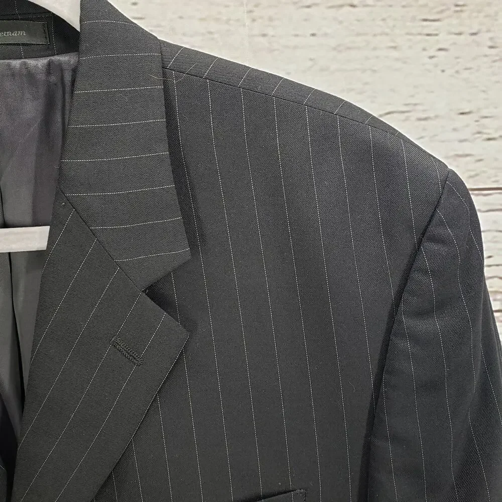 Chaps Men's Black Pinstriped 3 Buttons 100%Wool Sports Blazer Jacket 42S